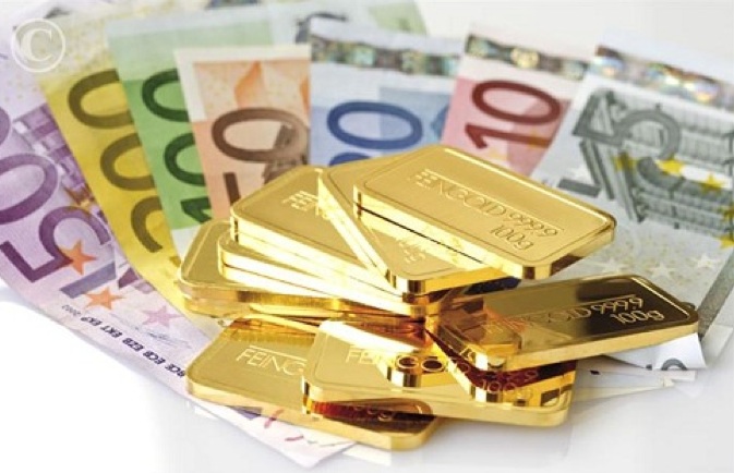 King World News - The Flight To Safety Is On As Banks Get Crushed And Gold Surges